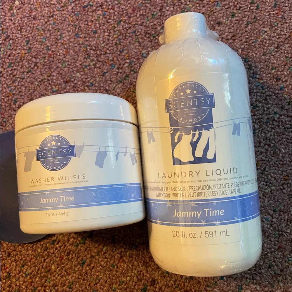 Scentsy Laundry liquid and washer whiffs